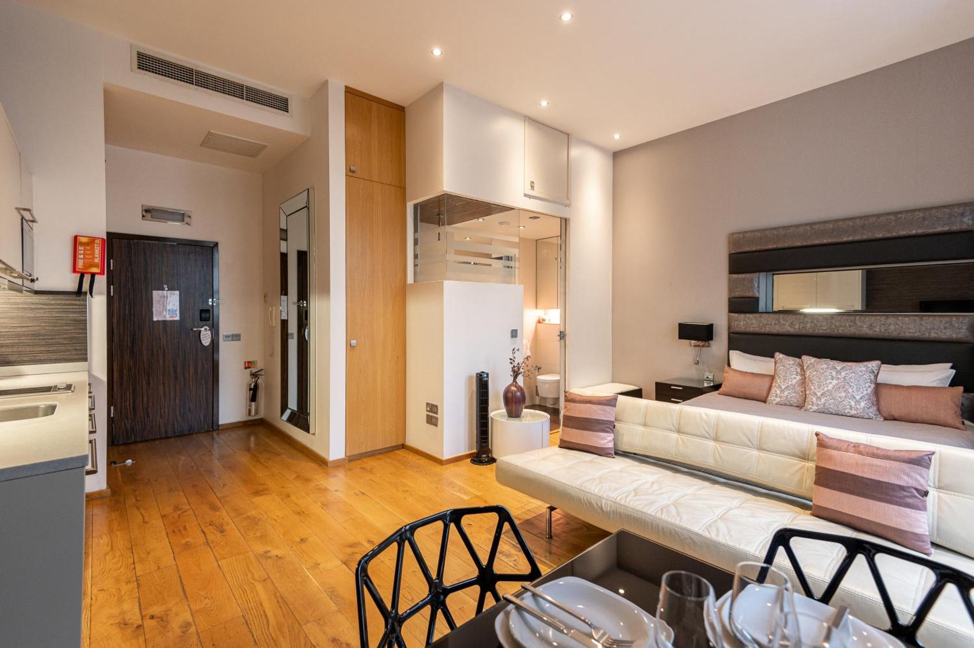Space Aparthotel Londra Dış mekan fotoğraf