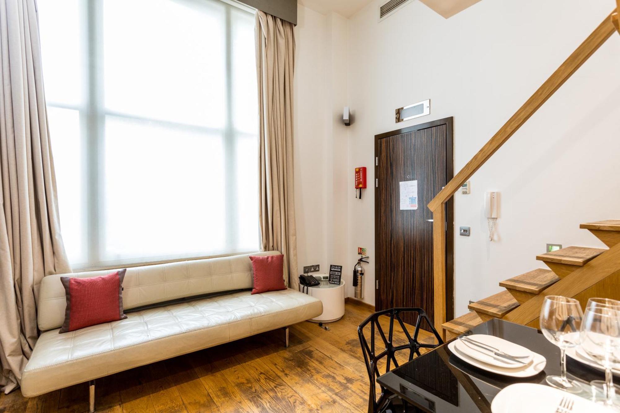 Space Aparthotel Londra Dış mekan fotoğraf